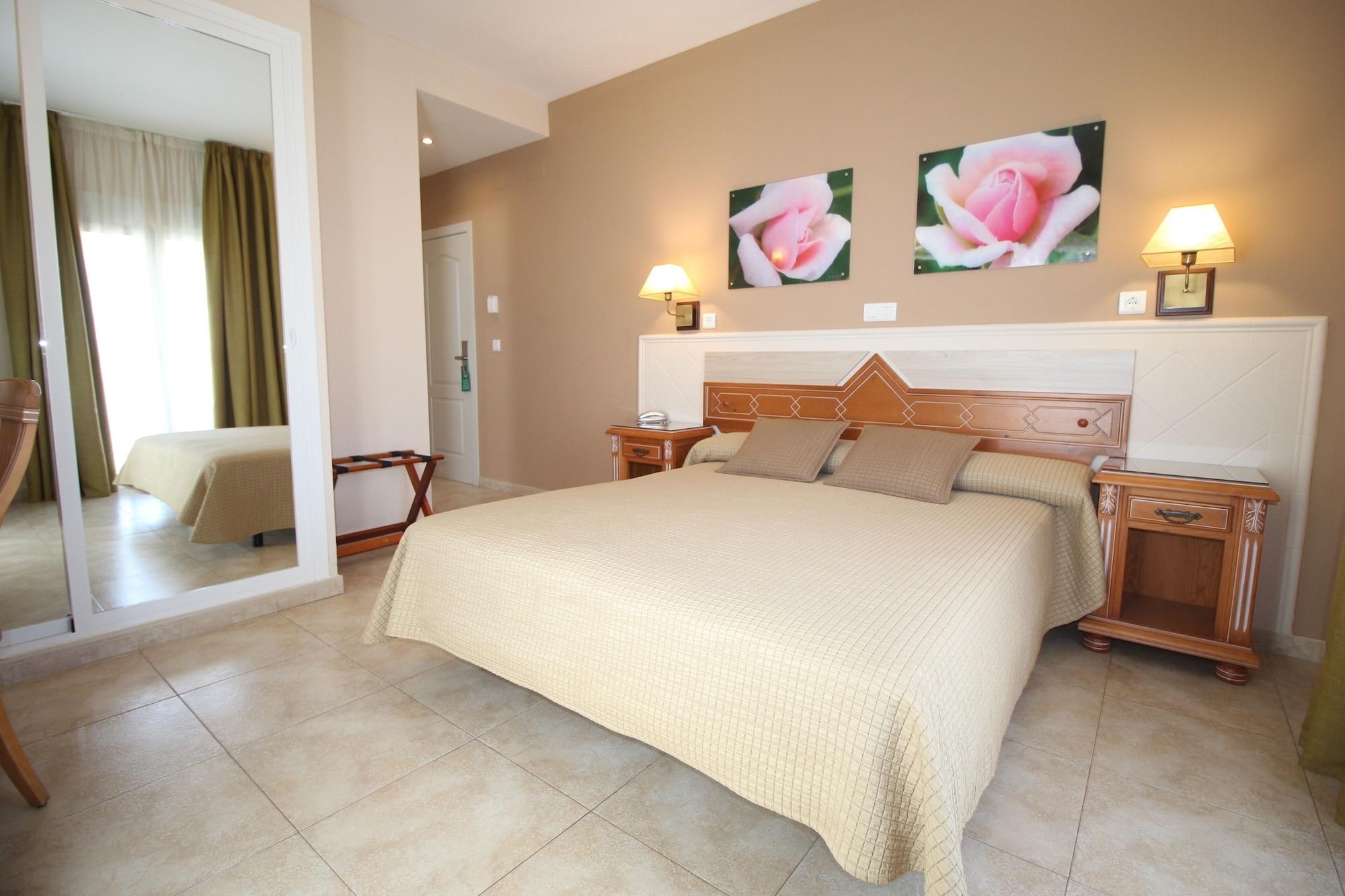 Hotel Puerta Del Mar Nerja Ngoại thất bức ảnh