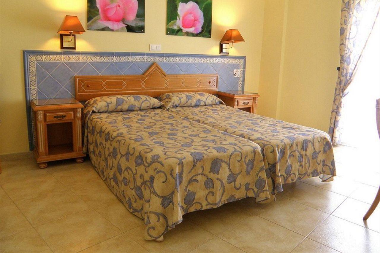 Hotel Puerta Del Mar Nerja Ngoại thất bức ảnh